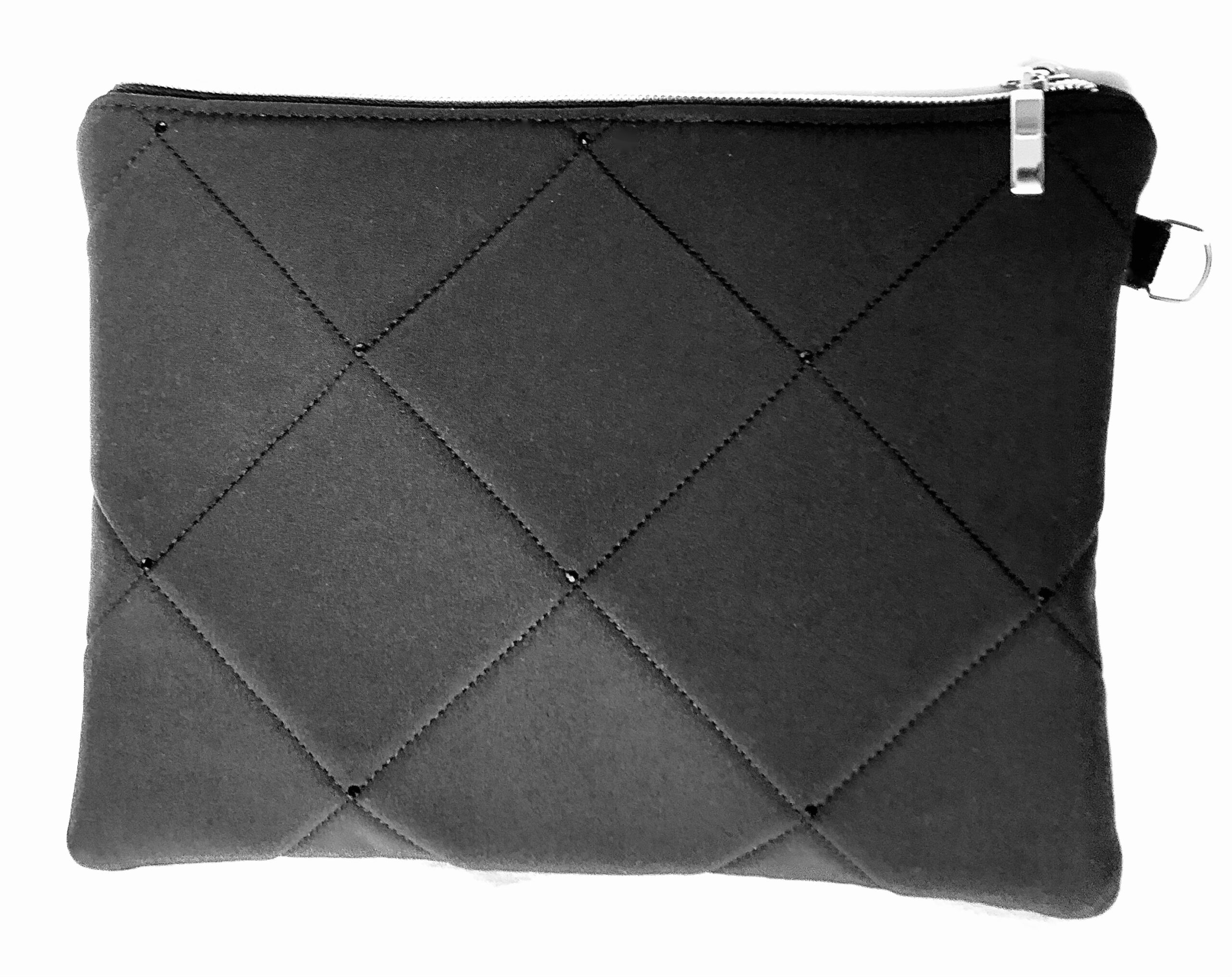 POCHETTE "LOUISE " NOIRE MATELASSÉe avec strass "CROISEMENT"